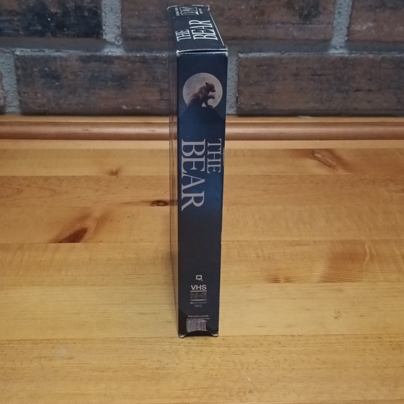 The Bear vhs Videotape - Picture 5 of 7